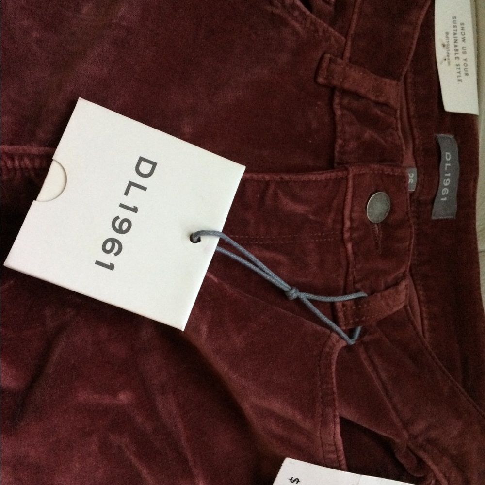 velvet DL1961  Margaux midrise merlot fervid color